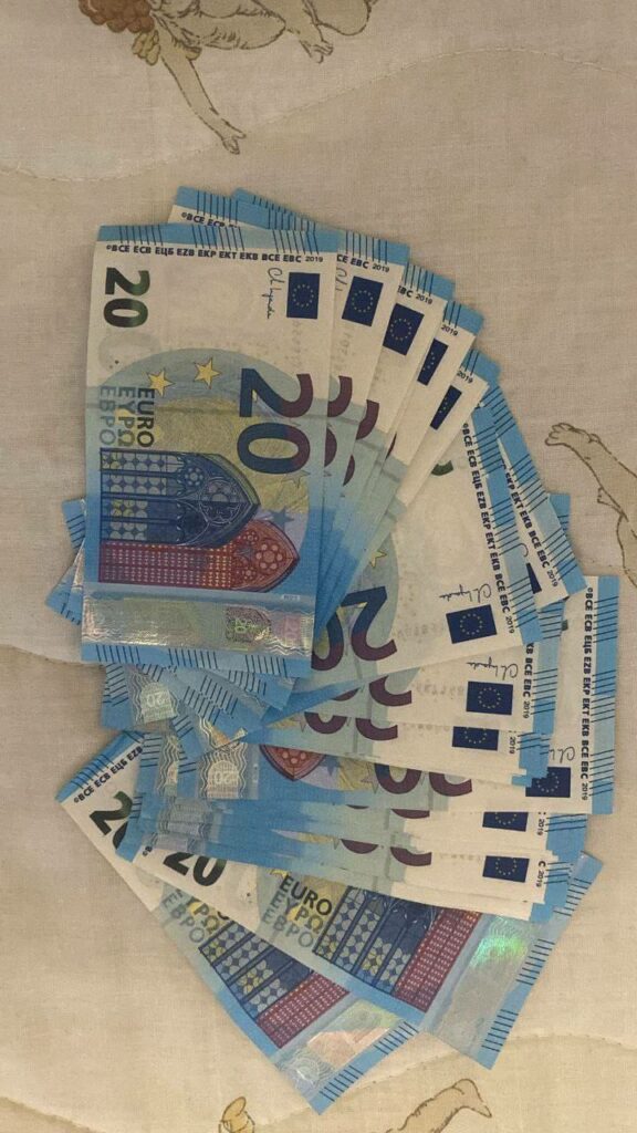 comprar euros falsos